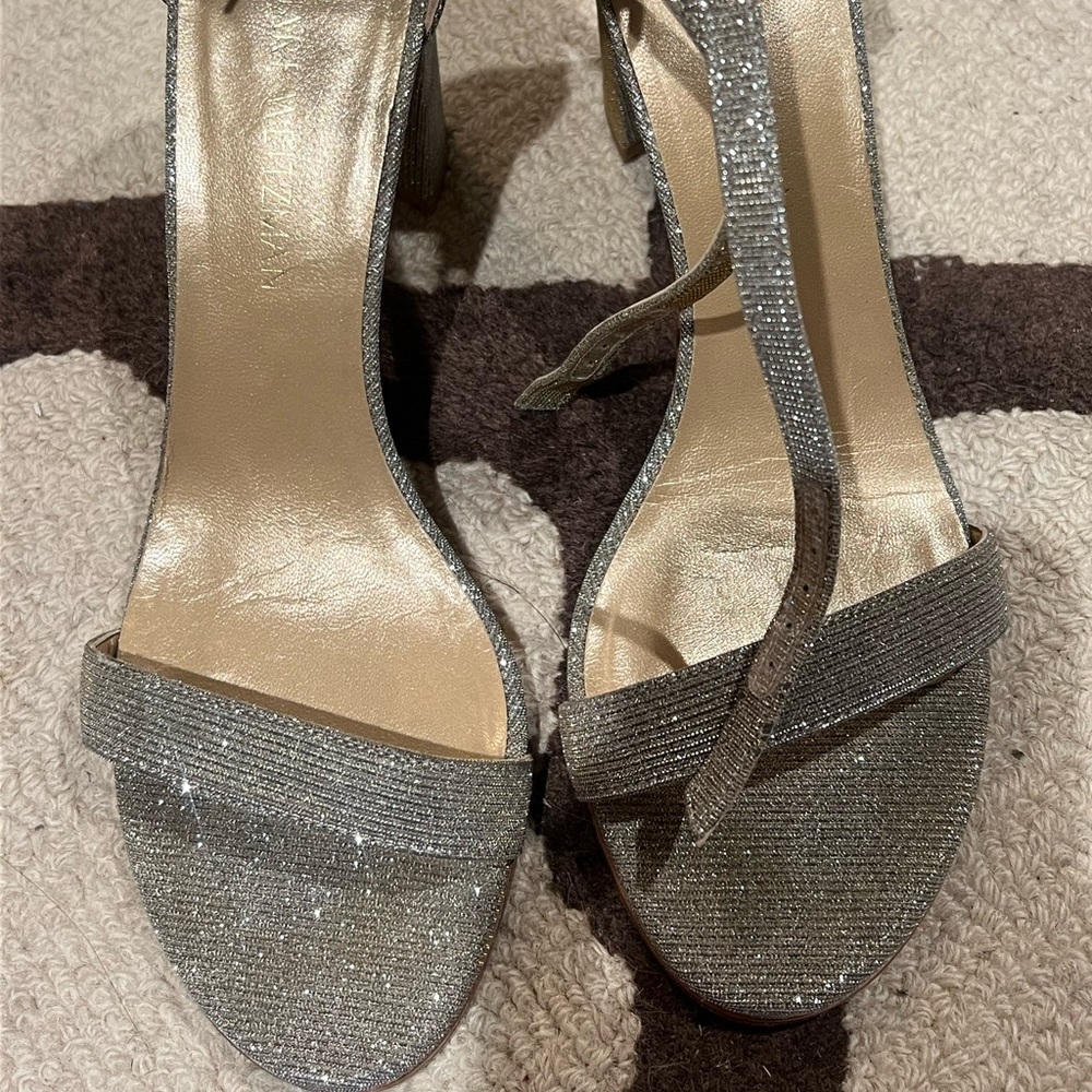Stuart Weitzman Nearlynude strappy block heel sandal in silver size 9